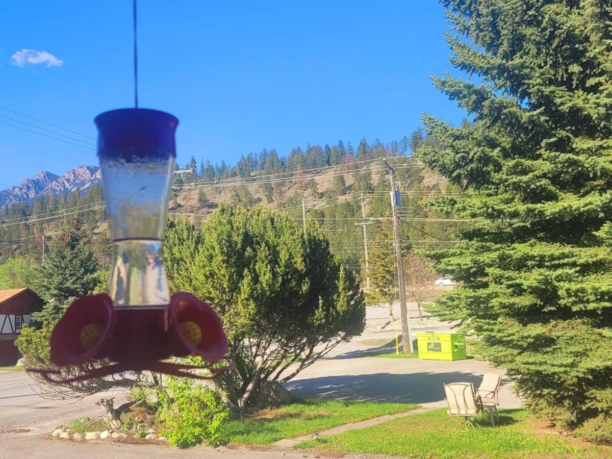 Lido Motel Radium Hot Springs Esterno foto